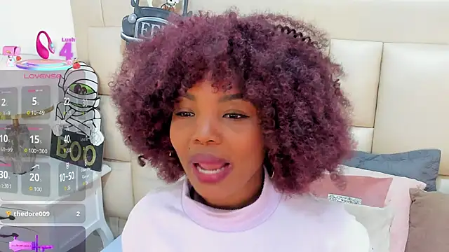 Snapshot of dakhota___ chatting on 11.01.25 dakhota online show from 11.01.25