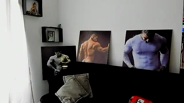 Marck Mathews online show from 12.01.25