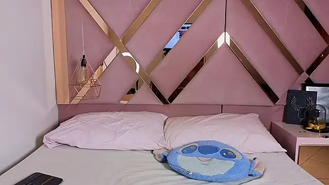 Sthephany grand online show from 10.17.25