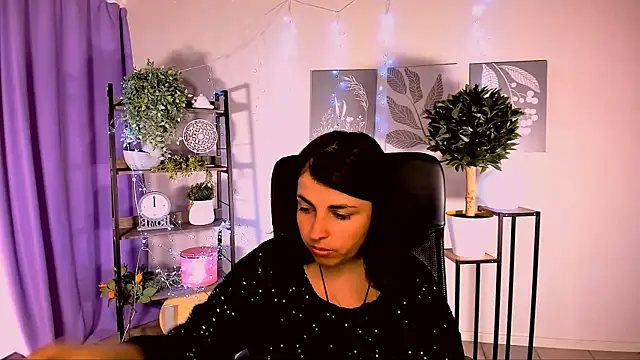 Snapshot of MartaEdams chatting on 06.01.26 MartaEdams online show from 06.01.26