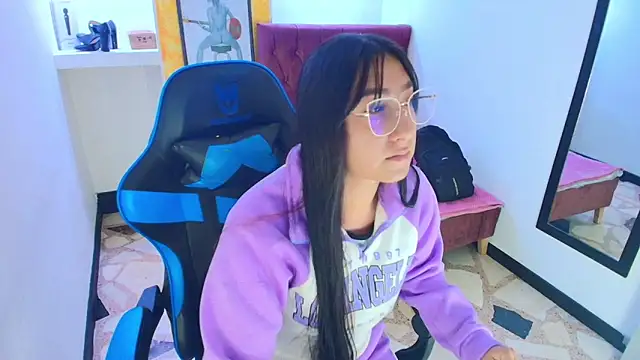 Snapshot of miaa_scott7 chatting on 10.02.25 miaa scott7 online show from 10.02.25