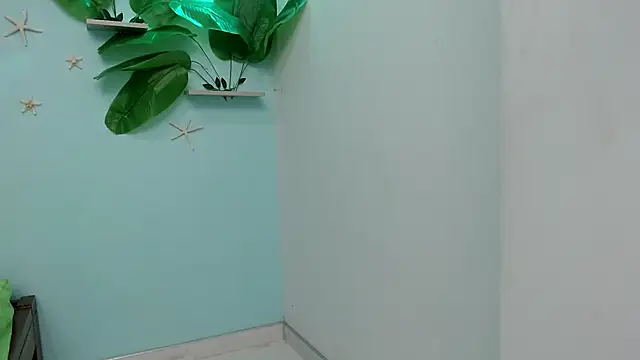 eladyrous98 online show from 10.30.25