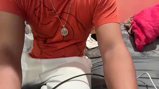 kSwisssxxx online show from 12.16.25