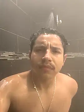 kSwisssxxx online show from 12.18.25