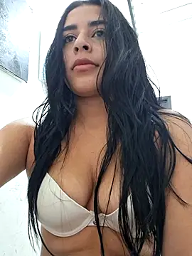 Snapshot of channell0 chatting on 02.25.26 channell0 online show from 02.25.26