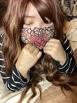 xoxLILxMELOxox online show from 10.30.25