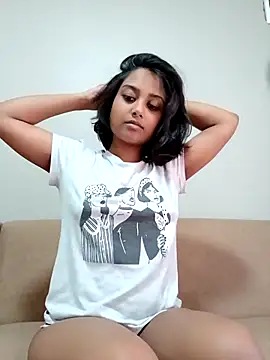 Snapshot of littlemissdevil69 chatting on 10.07.25 littlemissdevil69 online show from 10.07.25