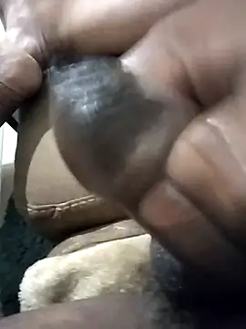 Curvy Pounder online show from 10.10.25