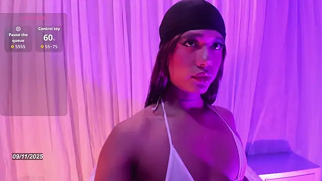 Snapshot of Dreams_Chloe chatting on 11.09.25 Dreams Chloe online show from 11.09.25