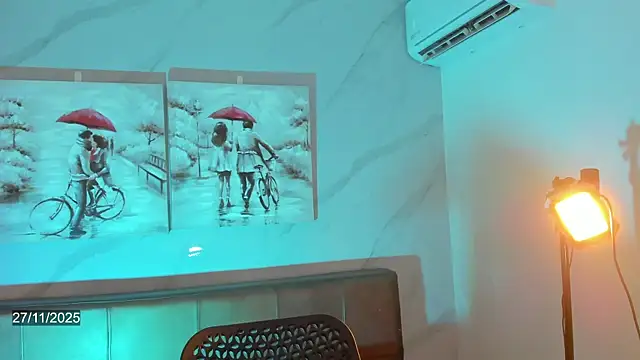 Dreams Chloe online show from 11.27.25