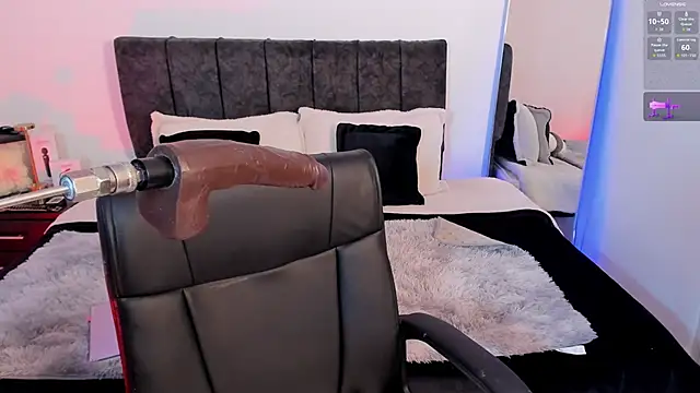 Taylormaxwell online show from 03.05.26