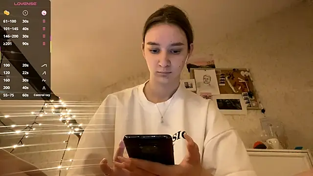 DanaCore online show from 10.05.25