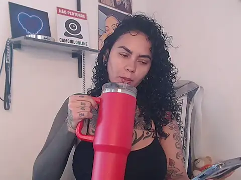 Sofia May online show from 10.25.25