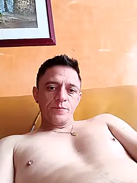 leon8013A online show from 10.17.25