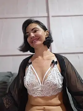 Snapshot of Luana_sexy42 chatting on 06.07.26 Luana sexy42 online show from 06.07.26