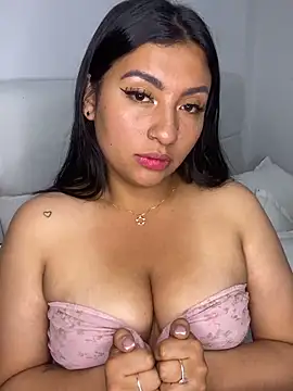 Snapshot of Issa_Santana chatting on 02.13.26 Issa Santana online show from 02.13.26