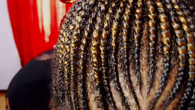 Snapshot of SexyBustyBoobs chatting on 02.03.26 SexyBustyBoobs online show from 02.03.26