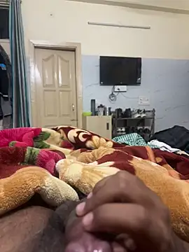 Snapshot of pussy_hunter0 chatting on 11.15.25 pussy hunter0 online show from 11.15.25