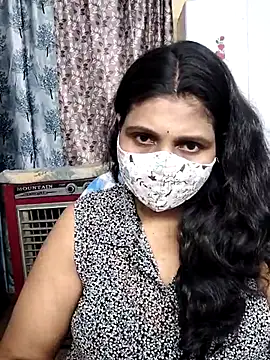 Snapshot of Hotty_Sonali chatting on 05.06.26 Hotty Sonali online show from 05.06.26