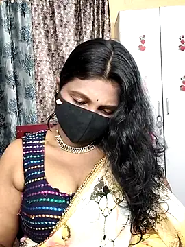 Snapshot of Hotty_Sonali chatting on 06.12.26 Hotty Sonali online show from 06.12.26