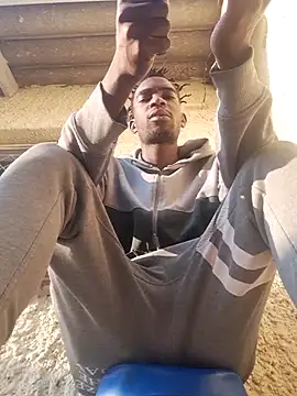 Snapshot of BBC_RILEYG chatting on 10.25.25 BBC RILEYG online show from 10.25.25