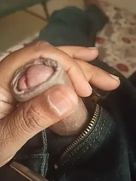 Snapshot of silvaa89 chatting on 10.12.25 silvaa89 online show from 10.12.25