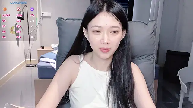 NiNi-baby520 online show from 11.21.25