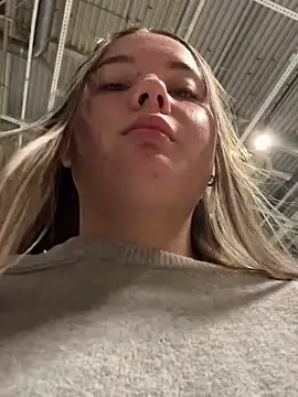 StephanieMur online show from 10.11.25