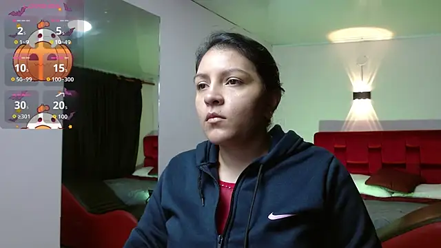 Sahamara 07 online show from 10.18.25