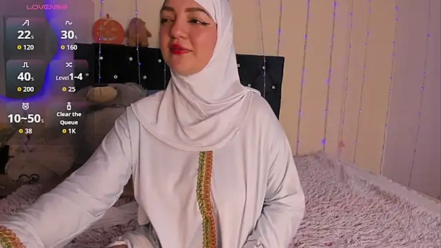 Dana-Alabi online show from 11.25.25