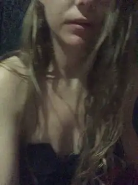 Snapshot of Angiehuston1 chatting on 02.12.26 Angiehuston1 online show from 02.12.26