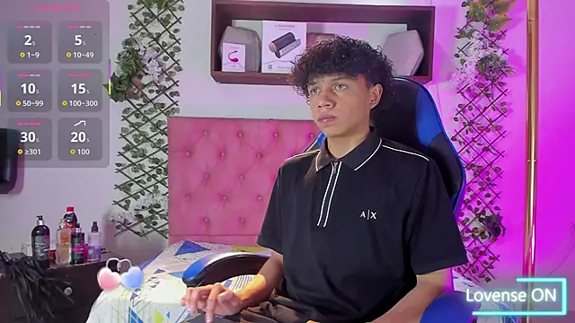 Snapshot of _taylor_black chatting on 02.07.26 taylor black online show from 02.07.26