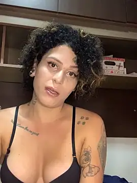 Snapshot of Babbsss chatting on 11.13.25 Babbsss online show from 11.13.25