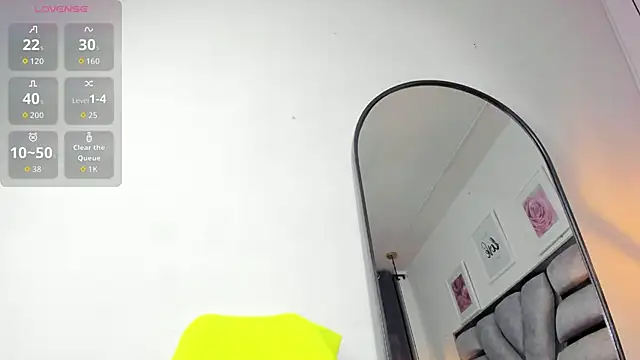 lianfox  online show from 02.19.26