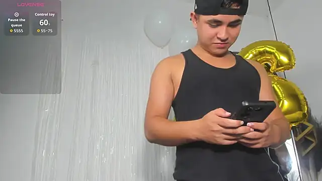 Snapshot of lianfox_ chatting on 06.16.26 lianfox online show from 06.16.26