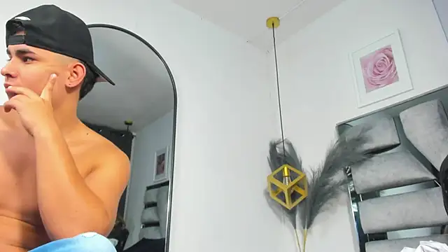 Snapshot of lianfox_ chatting on 06.19.26 lianfox online show from 06.19.26