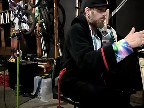 thejuicybacon online show from 09.26.25