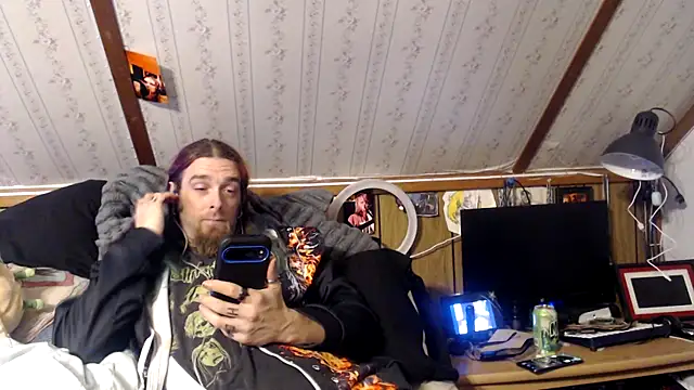 thejuicybacon online show from 10.29.25