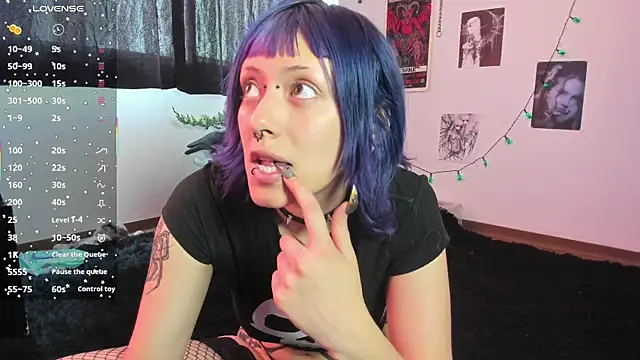 kattusauruss online show from 10.04.25