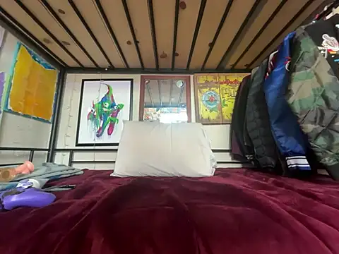 Snapshot of bigdickkane300 chatting on 03.11.26 bigdickkane300 online show from 03.11.26