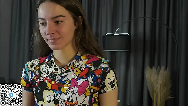 VeronaHerrin online show from 09.13.25