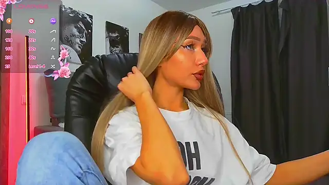 Snapshot of Lisa_Shultz chatting on 02.18.26 Lisa Shultz online show from 02.18.26