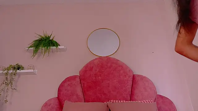 TiffValentinee  online show from 10.15.25