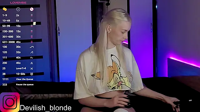 HitchcocianBlonde online show from 11.29.25