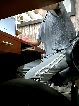 moorejhosua online show from 10.30.25