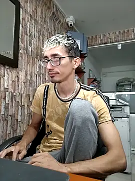 moorejhosua online show from 11.02.25