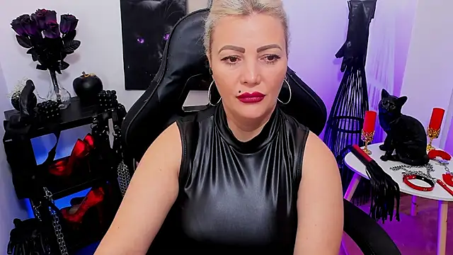 demisweet online show from 02.10.25