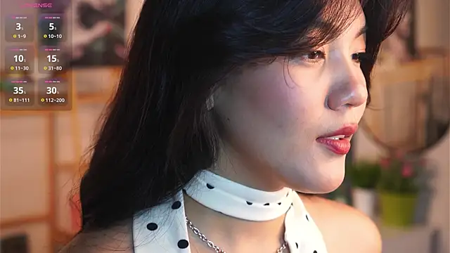 MoiraEger online show from 09.23.25