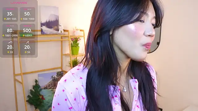 MoiraEger online show from 02.04.26