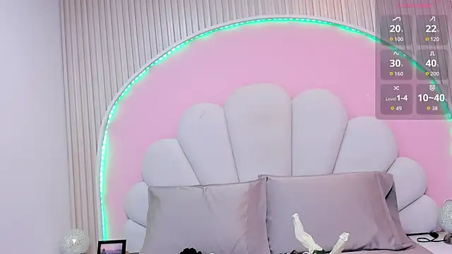 Snapshot of hinata_dolly chatting on 10.04.25 hinata dolly online show from 10.04.25